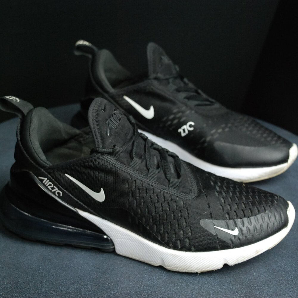 Nike Air Max 270 Women's Shoes 8.5